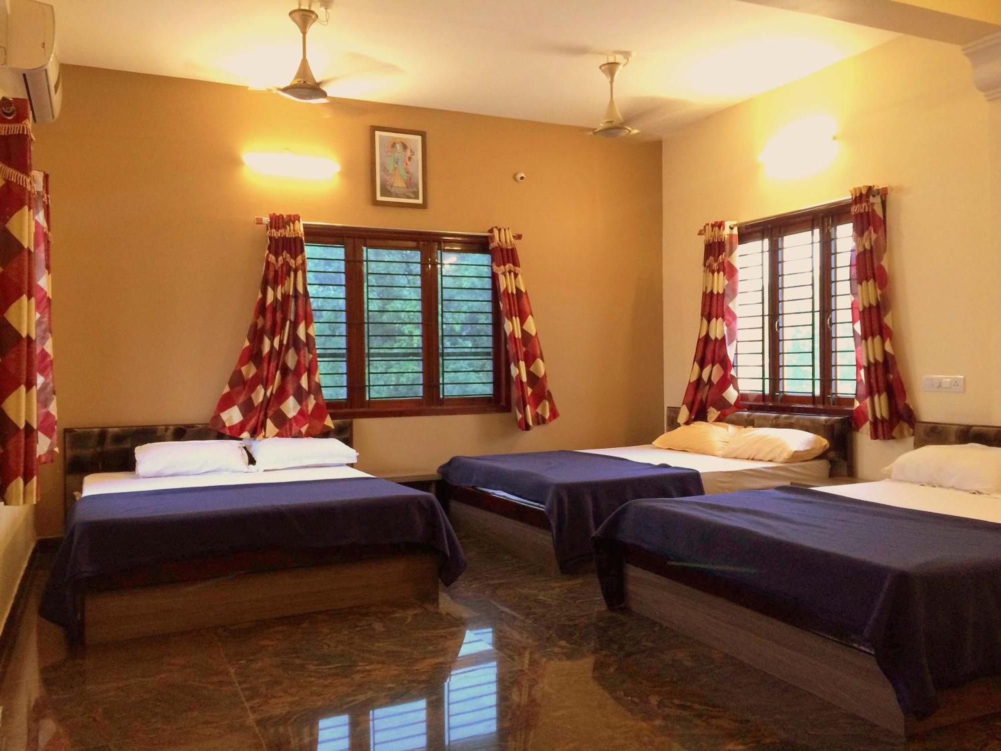 Hotel Sri Hayagriva Tiruchirappalli Habitación foto