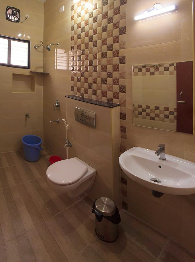 Hotel Sri Hayagriva Tiruchirappalli Habitación foto
